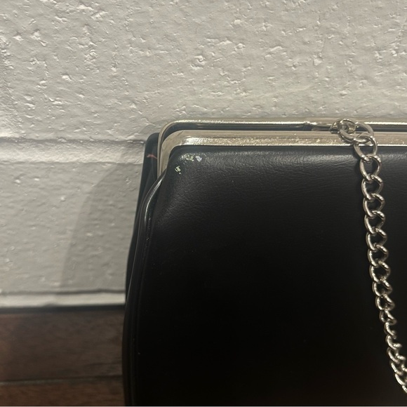 Ladies Clutch Evening Bag with Chain Strap - Picture 5 of 5